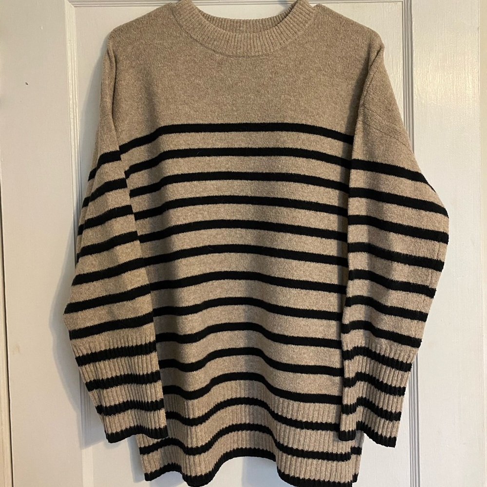 Women’s Cream/Black Crewneck Tunic Pullover Sweater - A New Day - Large